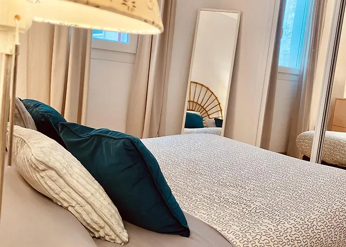 Bright Apartment Steps From Plaza De Toros And Wizink Center