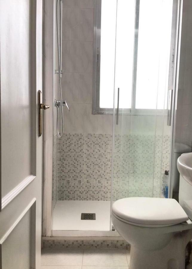 Bright Steps From Plaza De Toros And Wizink Center Apartment *